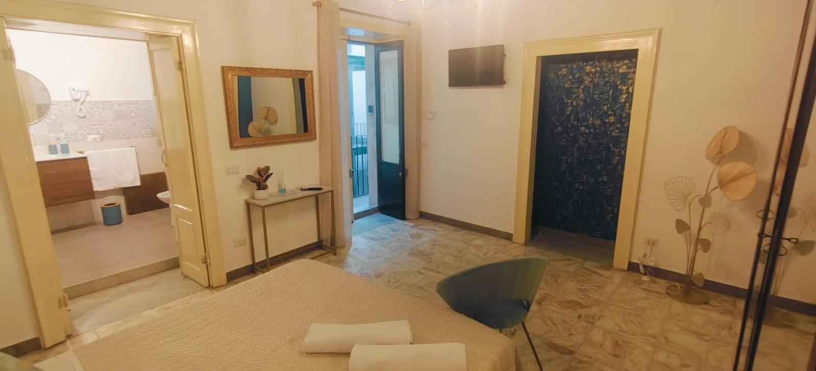 アチレアーレ Baroque Bed & Breakfast エクステリア 写真
